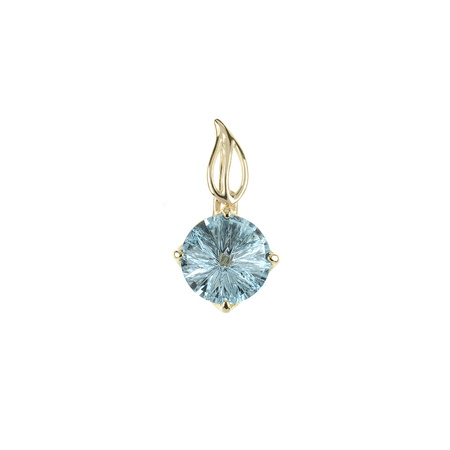 Gold pendant with blue topaz