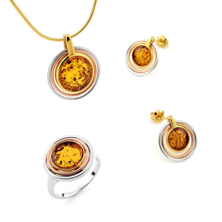Silver earrings with amber