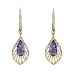 Gold earrings with amethyst