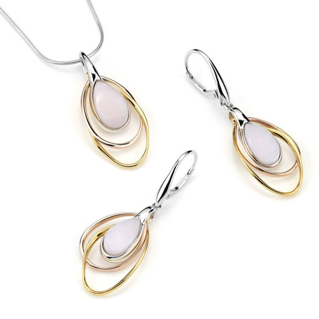 Silver pendant with pink opal