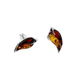 Silver earrings with amber