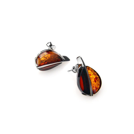 Silver earrings with amber