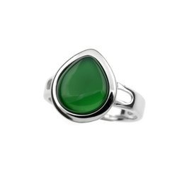 Silver ring with green agat