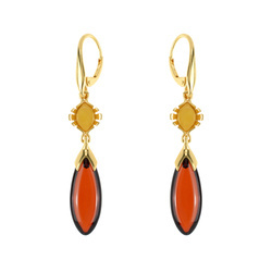 Silver earrings with amber