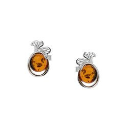 Silver earrings with amber