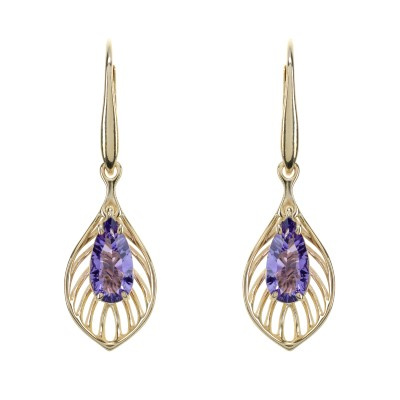 Gold earrings with amethyst