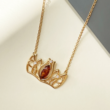 Silver necklace with amber - crown