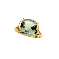 Gold ring with green amethyst