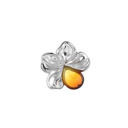 Silver pendant with amber