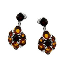 Silver earrings with amber