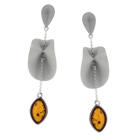 Silver earrings with amber