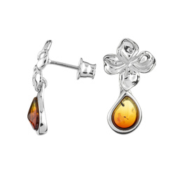 Silver earrings with amber